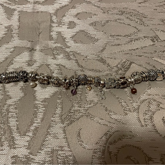 Authentic Pandora barrel clasp snake chain bracelet w/23 charms - Picture 2 of 8
